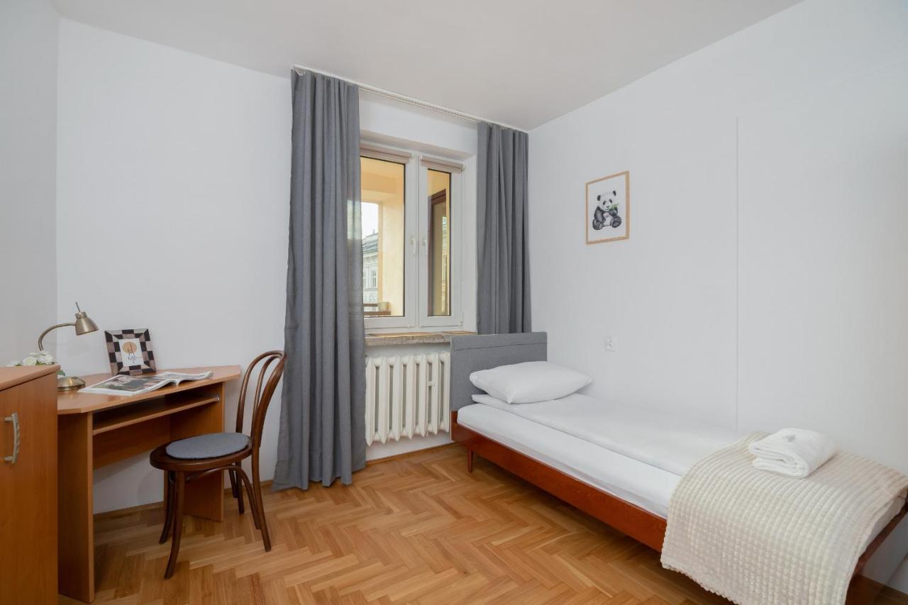 Jozefinska Apartment With Balcony Cracow By Noclegi Renters Krakov Exteriér fotografie