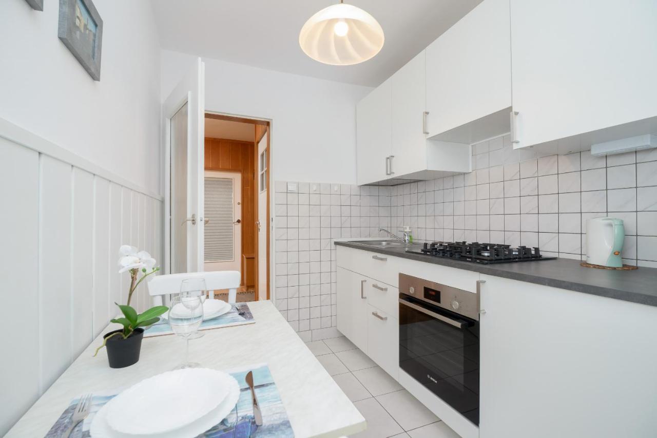 Jozefinska Apartment With Balcony Cracow By Noclegi Renters Krakov Exteriér fotografie